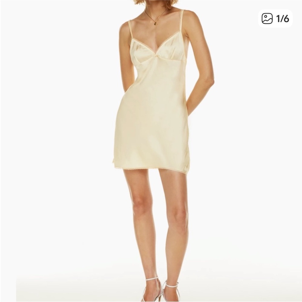 Aritzia Wilfred Yellow Thrones Dress